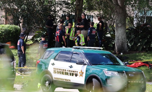 Broward Sheriff's deputies arrested a man accused of hitting a bicyclist in Pompano Beach (Carline Jean/South Florida ֱ)